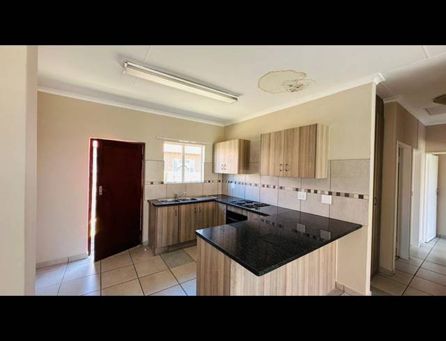 3 BEDROOM HOUSE FOR SALE IN WATERKLOOF